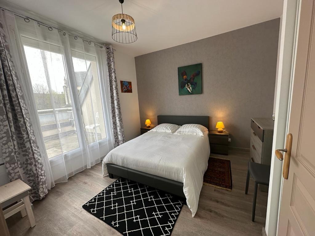 Spacious Flat Close To The Railway Station Troyes Room photo